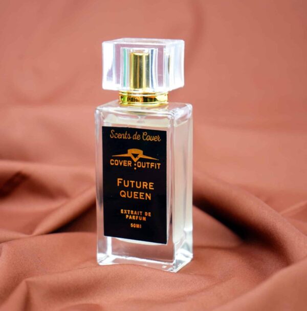 Cover outfit future queen